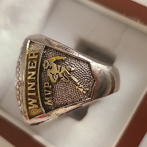 SOLD OUT - Picture 4 of 5